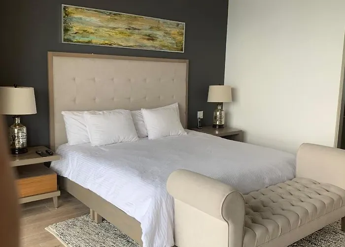 Amazing Fully Equipped Penthouse *